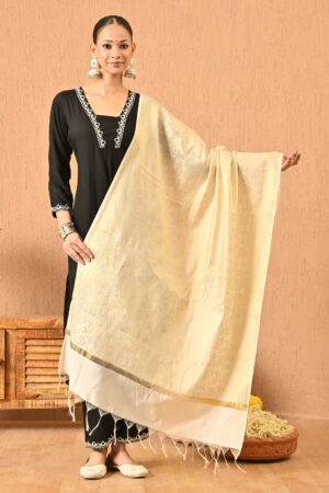 A R SILK DUPATTA HUB Women’s Golden Zari Work Banarasi Silk Dupatta/Chunni with floral Jaal design(ARS01141)