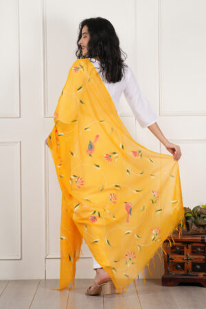 A R Silk DUPATTA HUB Women’s Yellow Pure Hand Painted Multicolour Floral Kota Doria dupatta for woman(ARS01180)