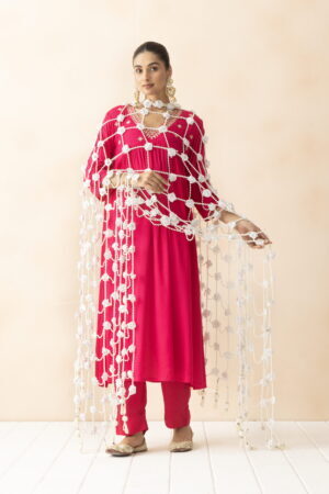 A R SILK DUPATTA HUB Women’s Pearl Moti With White Artificial Flower With Hand Made Tassels White Fancy and Bridal Dupatta(ARS01273))